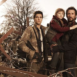 Fotoğraf Falling Skies