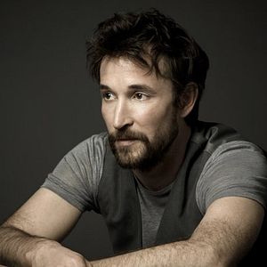 Fotoğraf Falling Skies