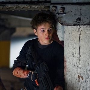 Fotoğraf Falling Skies