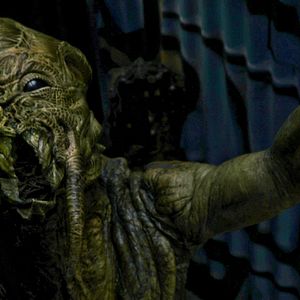 Fotoğraf Falling Skies