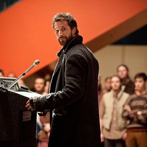 Fotoğraf Falling Skies