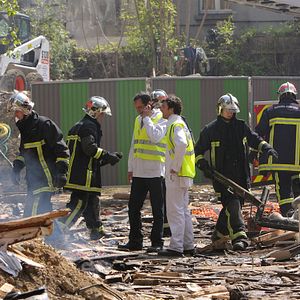 Fotoğraf Équipe médicale d'urgence