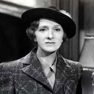 Fotoğraf Gladys Cooper