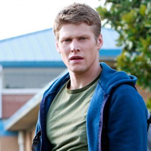 Fotoğraf Zach Roerig