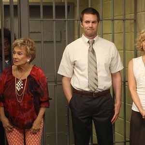 Fotoğraf Raising Hope