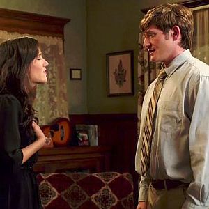 Fotoğraf Shannon Woodward