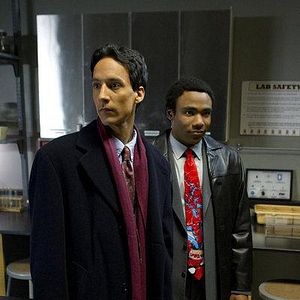 Fotoğraf Danny Pudi