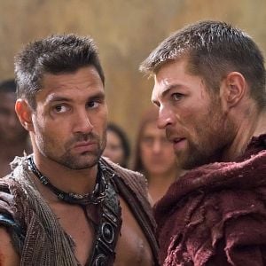 Fotoğraf Manu Bennett