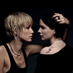 Fotoğraf Lip Service