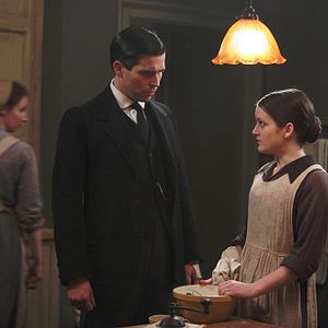 Fotoğraf Rob James-Collier