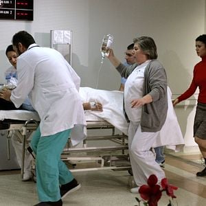 Fotoğraf Fatmagül'ün Suçu Ne?