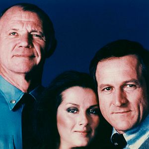 Fotoğraf Daniel J. Travanti