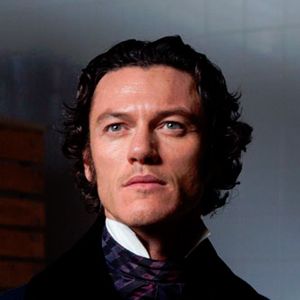 Fotoğraf Luke Evans