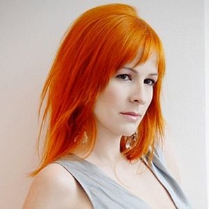 Fotoğraf Hale Caneroğlu