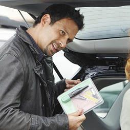 Fotoğraf Suburgatory