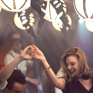 Fotoğraf Romola Garai