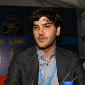 Fotoğraf Güzel Günler Göreceğiz