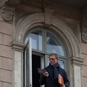 Fotoğraf Ejderha Dövmeli Kız