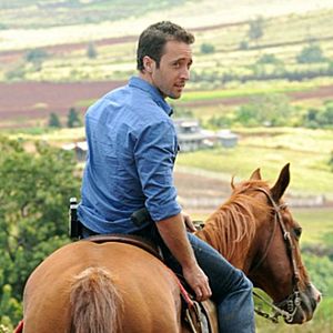Fotoğraf Alex O'Loughlin