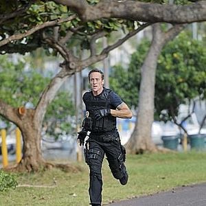 Fotoğraf Alex O'Loughlin