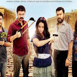 Fotoğraf Aşağı Yukarı Yemişlililer