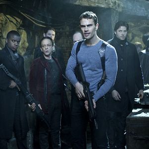 Fotoğraf Karanlıklar Ülkesi:Uyanış