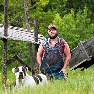 Fotoğraf Tyler Labine