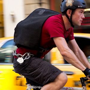 Fotoğraf Premium Rush
