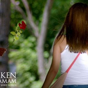 Fotoğraf Ay Büyürken Uyuyamam