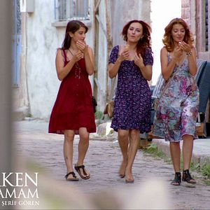 Fotoğraf Ay Büyürken Uyuyamam