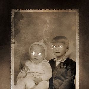 Fotoğraf Siyahlı Kadın