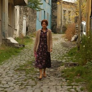 Fotoğraf Bir Kadın Tanıdım