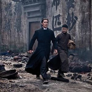 Fotoğraf Savaşın Çiçekleri