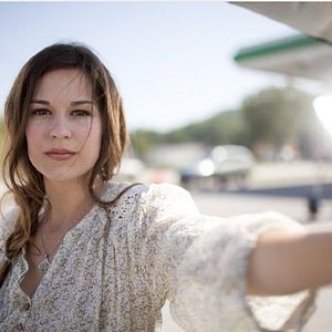 Fotoğraf October Baby