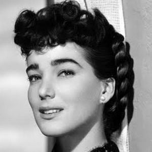 Fotoğraf Julie Adams