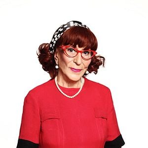 Fotoğraf Yalan Dünya