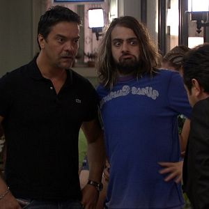 Fotoğraf Yalan Dünya