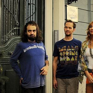 Fotoğraf Yalan Dünya