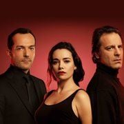 Fotoğraf Koyu Kırmızı