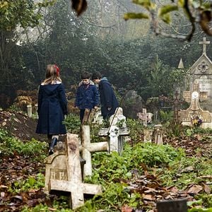 Fotoğraf Lanetli Kız