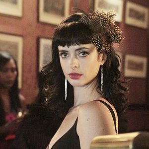 Fotoğraf Don't Trust The B---- in Apartment 23