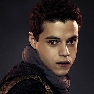 Fotoğraf Alacakaranlık Efsanesi : Şafak Vakti Bölüm 2