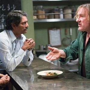 Fotoğraf Adil Hussain