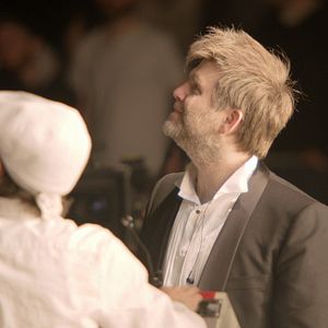 Fotoğraf Shut Up And Play The Hits