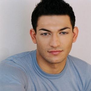 Fotoğraf Alexander Wraith