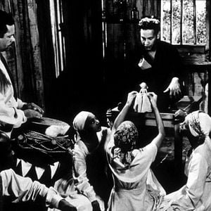 Fotoğraf Bir Zombi İle Yürüdüm