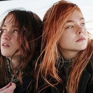 Fotoğraf Alice Englert