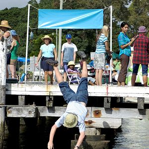 Fotoğraf Angus McLaren