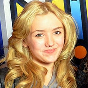 Fotoğraf Peyton List (II)