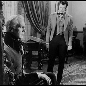 Fotoğraf Usher’ların Evi